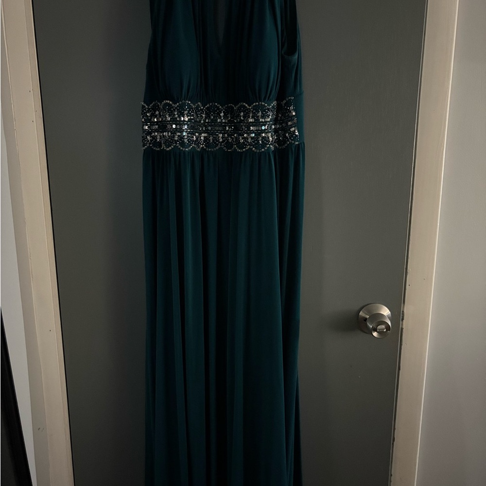 Elegant Teal Evening Gown